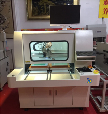 独立オンラインPCB Depaneling機械3段階AC 380V 50HZ